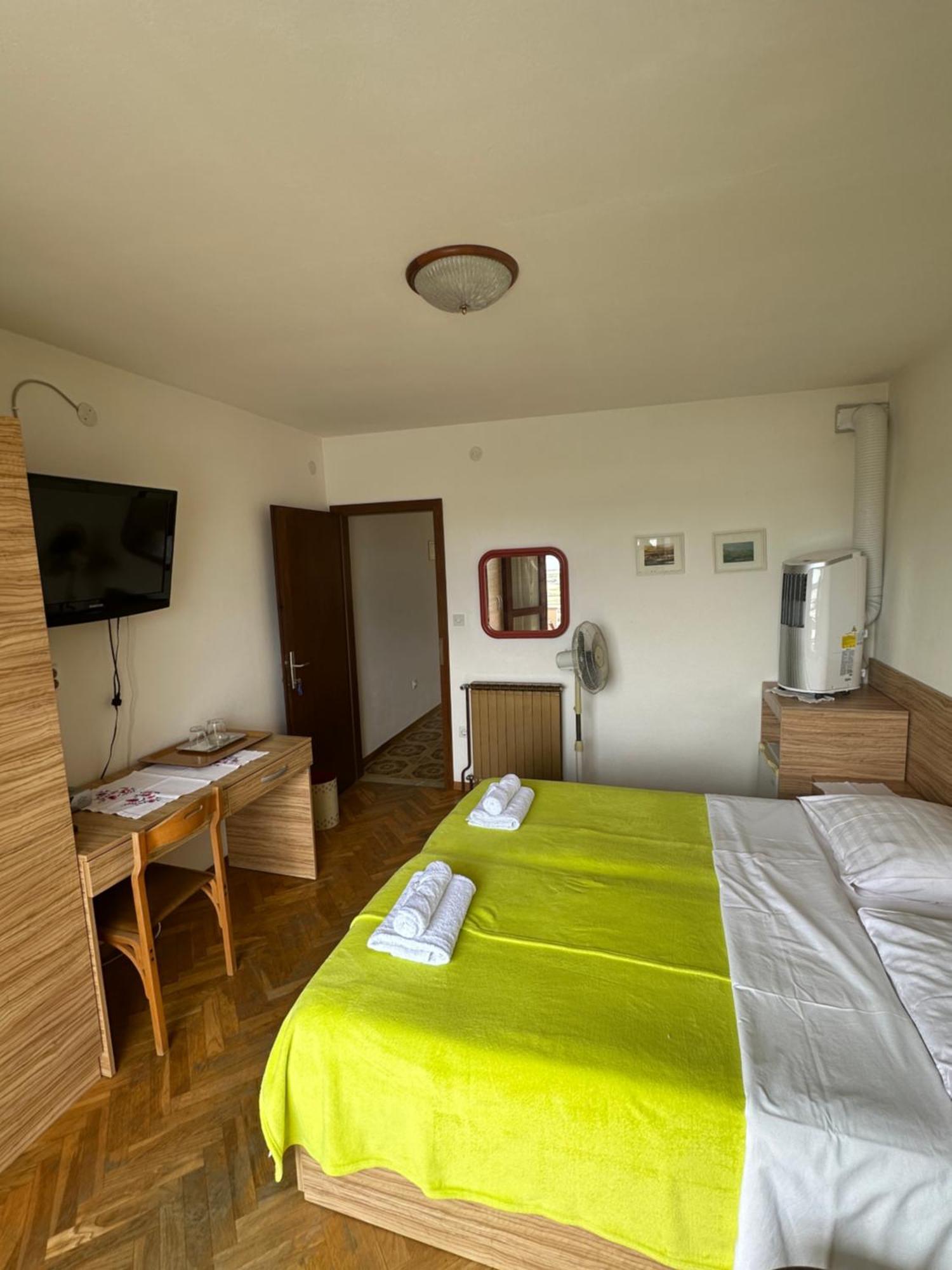 بورتوروز Rooms And Apartments Roza المظهر الخارجي الصورة